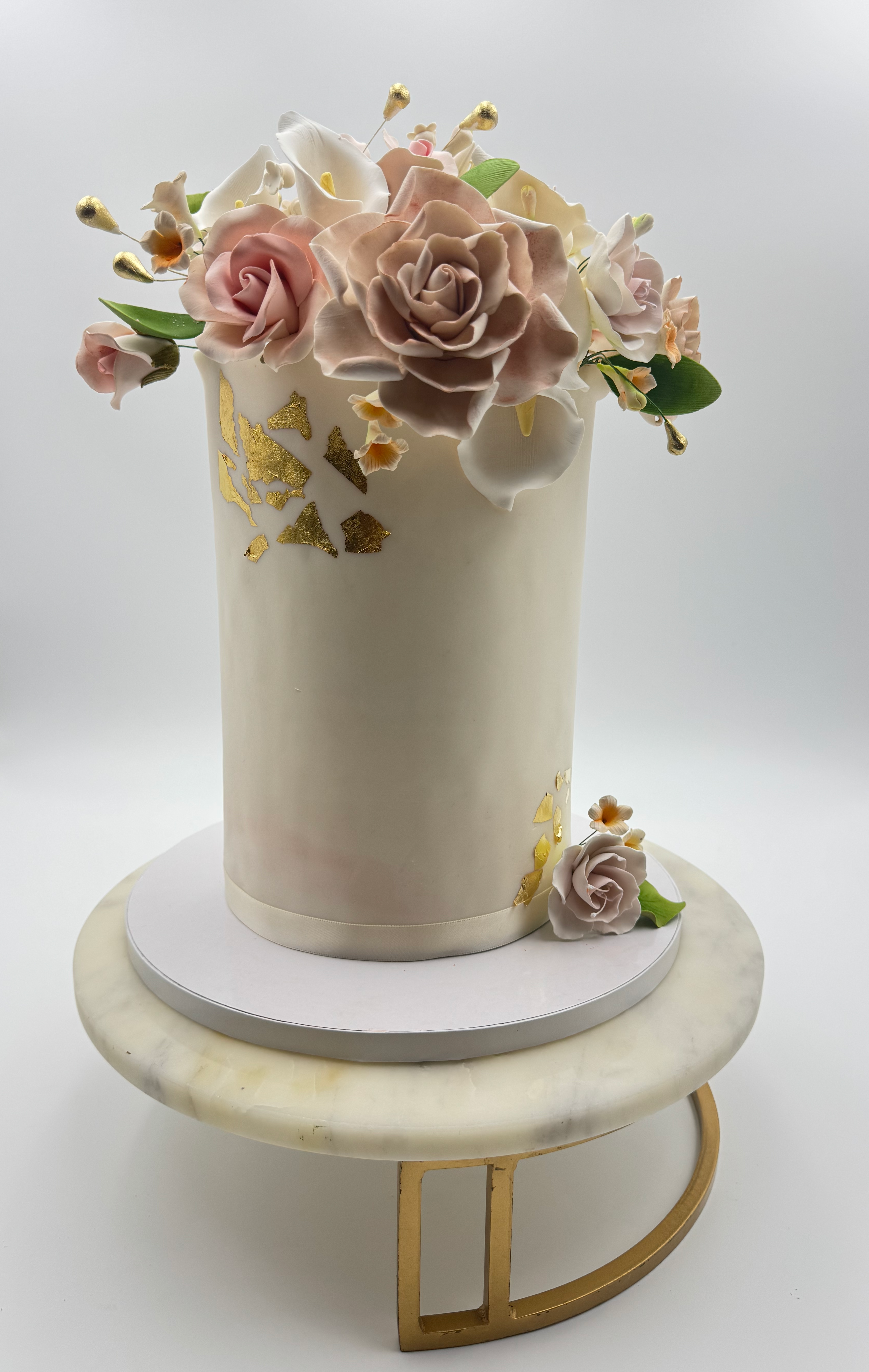 Custom Cake 04
